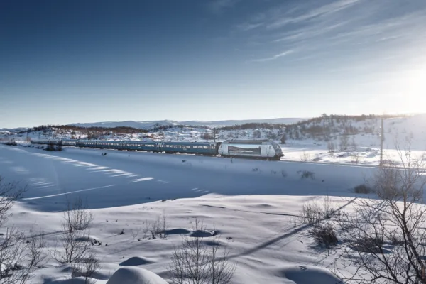Tog pa Bergensbanen VY 03744